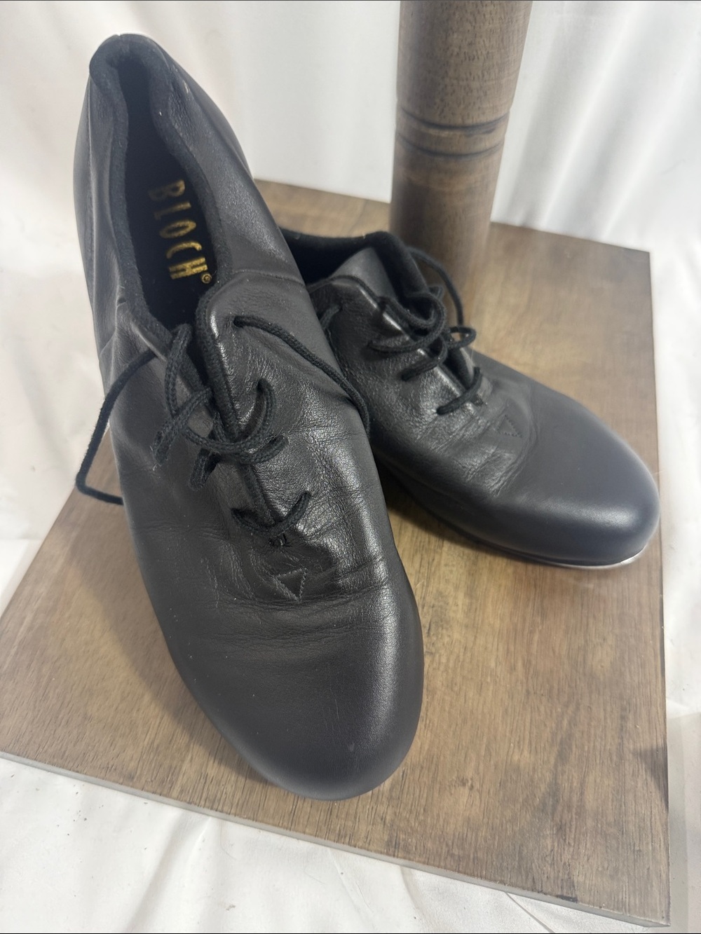 Bloch tap dance shoes